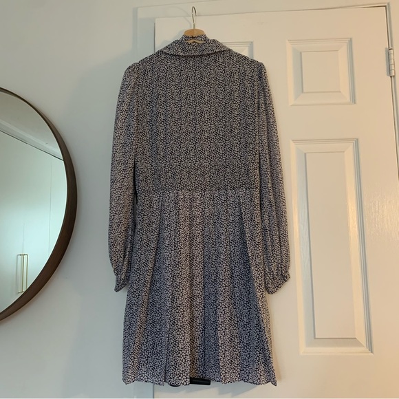 Michael Kors Heart-Print Georgette Tie-Neck Dress - Picture 8 of 9